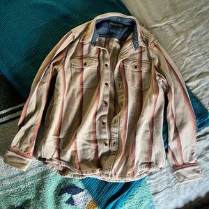 Large Outerknown Organic Cotton Button Up